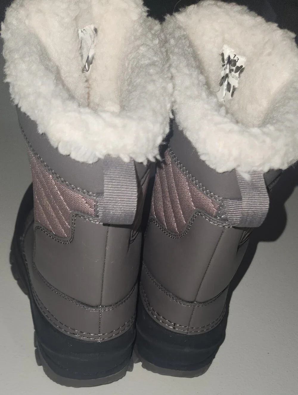 Toddler Snow Boots, Mauve, Sherpa Lining Size 13 Toddler
